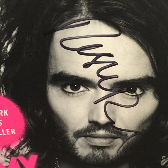 ♥️ HOST PICK ♥️ Russell Brand~ SIGNED Lot! - Picture 3 of 5